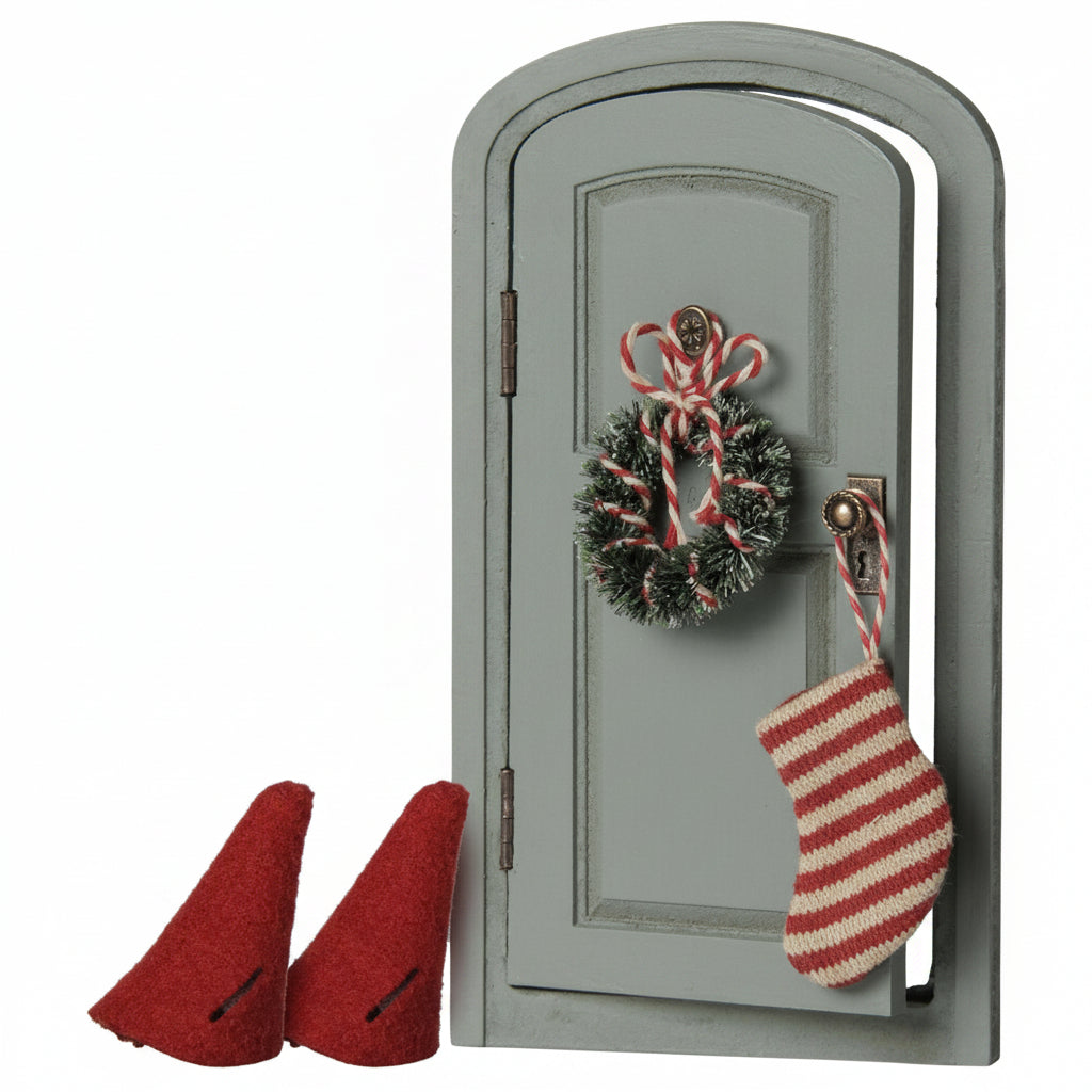 Maileg Kerst Deurtje met Accessoires Muis 14-6186-00_2