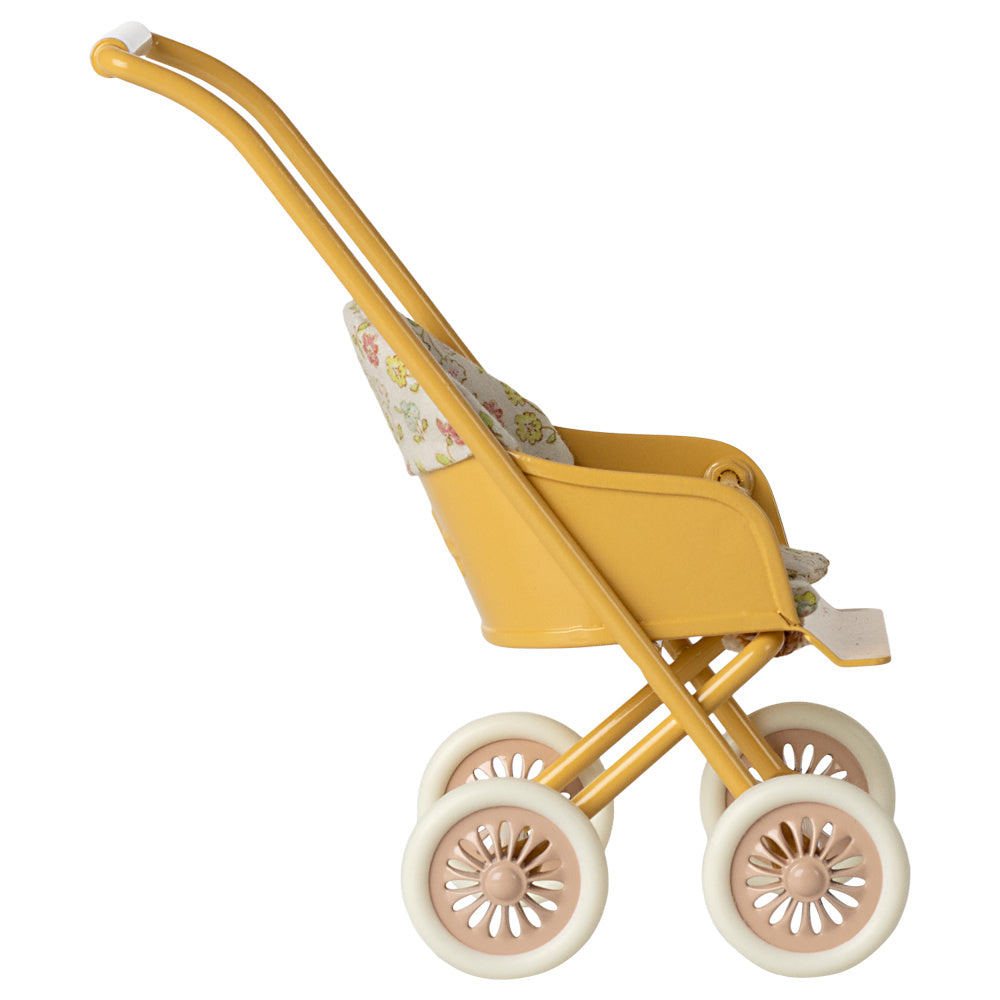 Maileg Wandelwagen Micro Geel 1