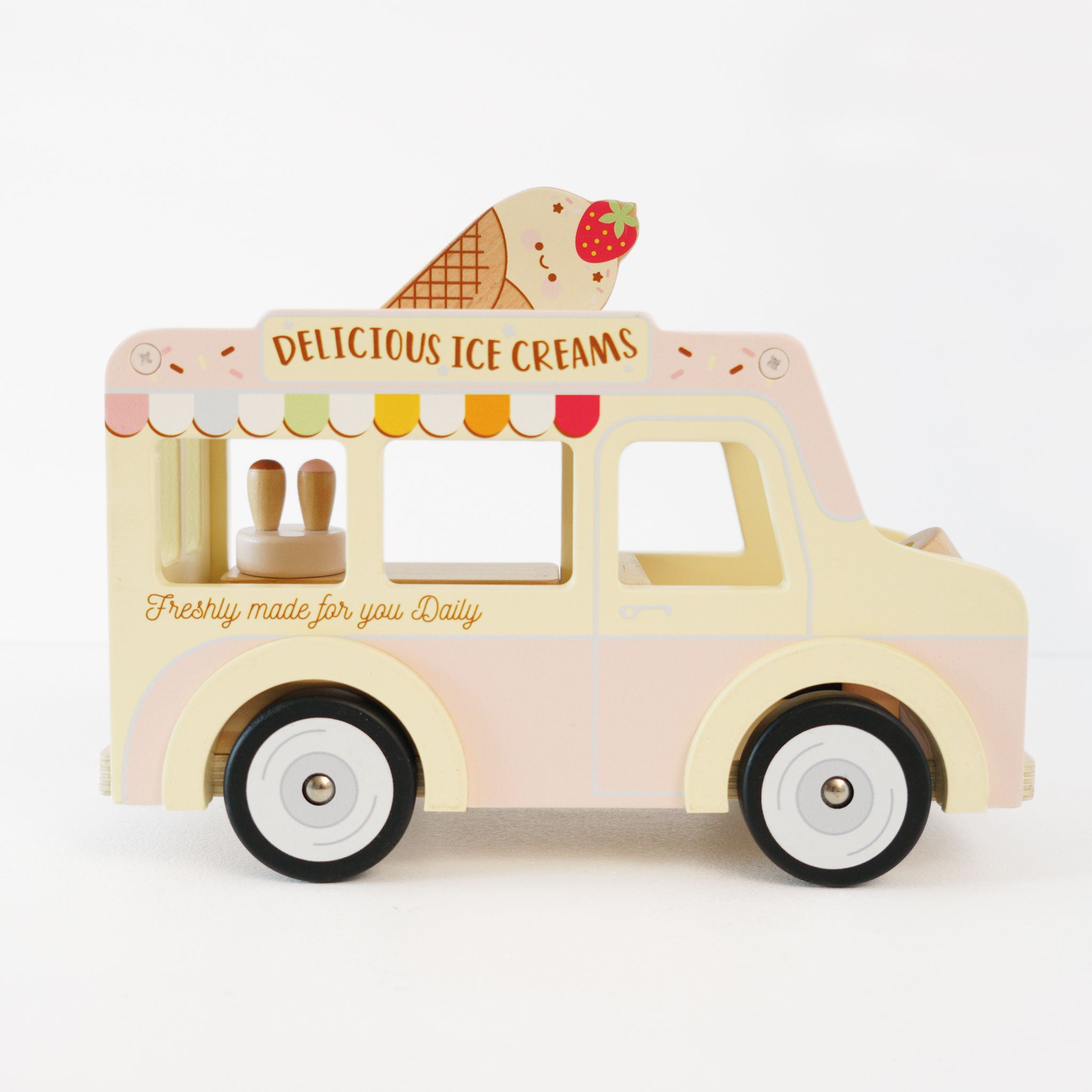 ME083-dolly-ice-cream-van-2022-side-view