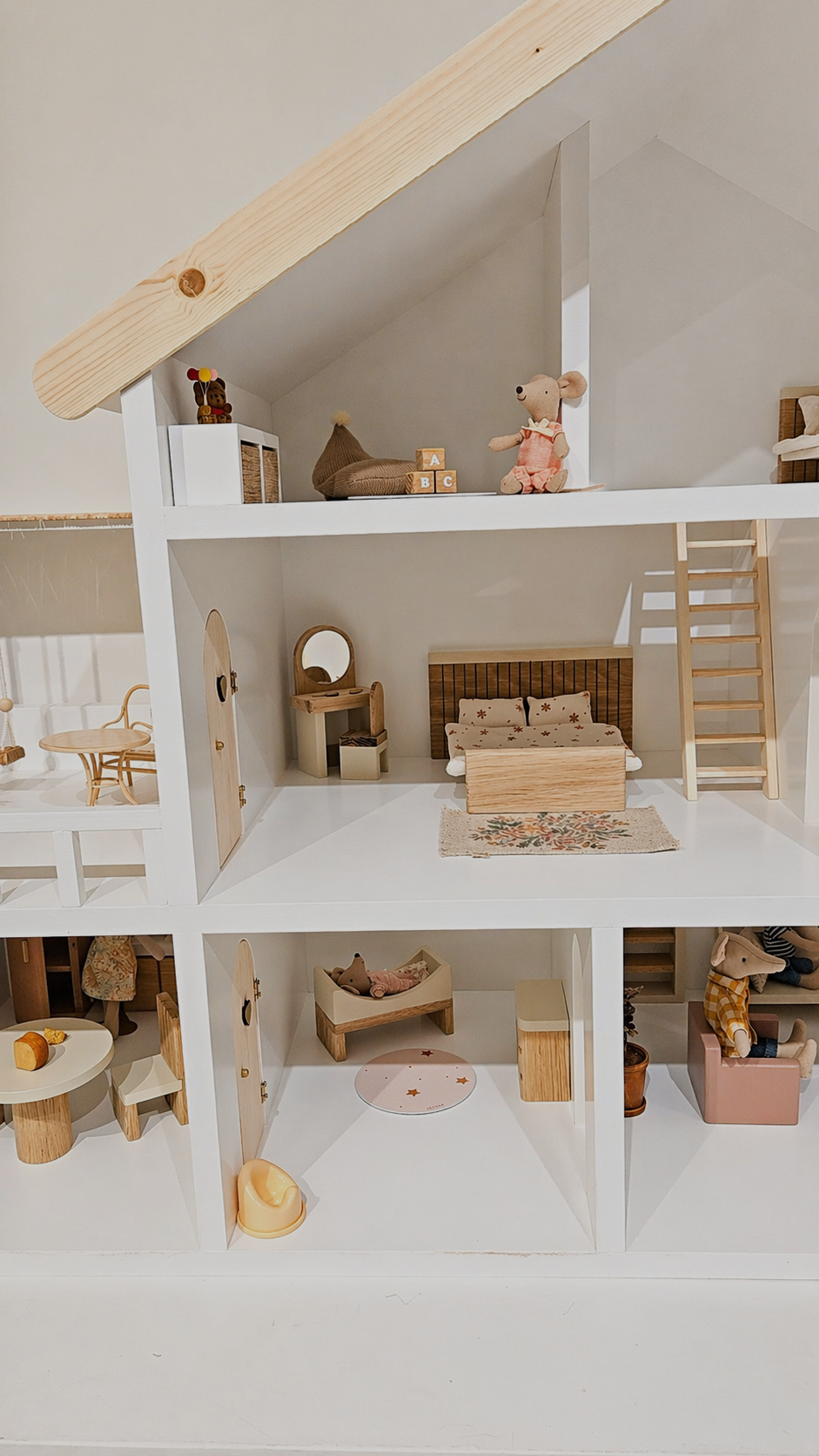 Poppenhuis met Aanbouw 10