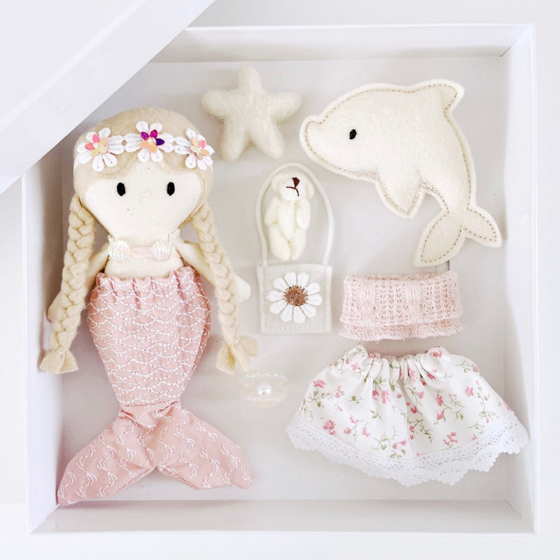 Kleine Lievelijne Cadeauset Mermaid Popje 1-1