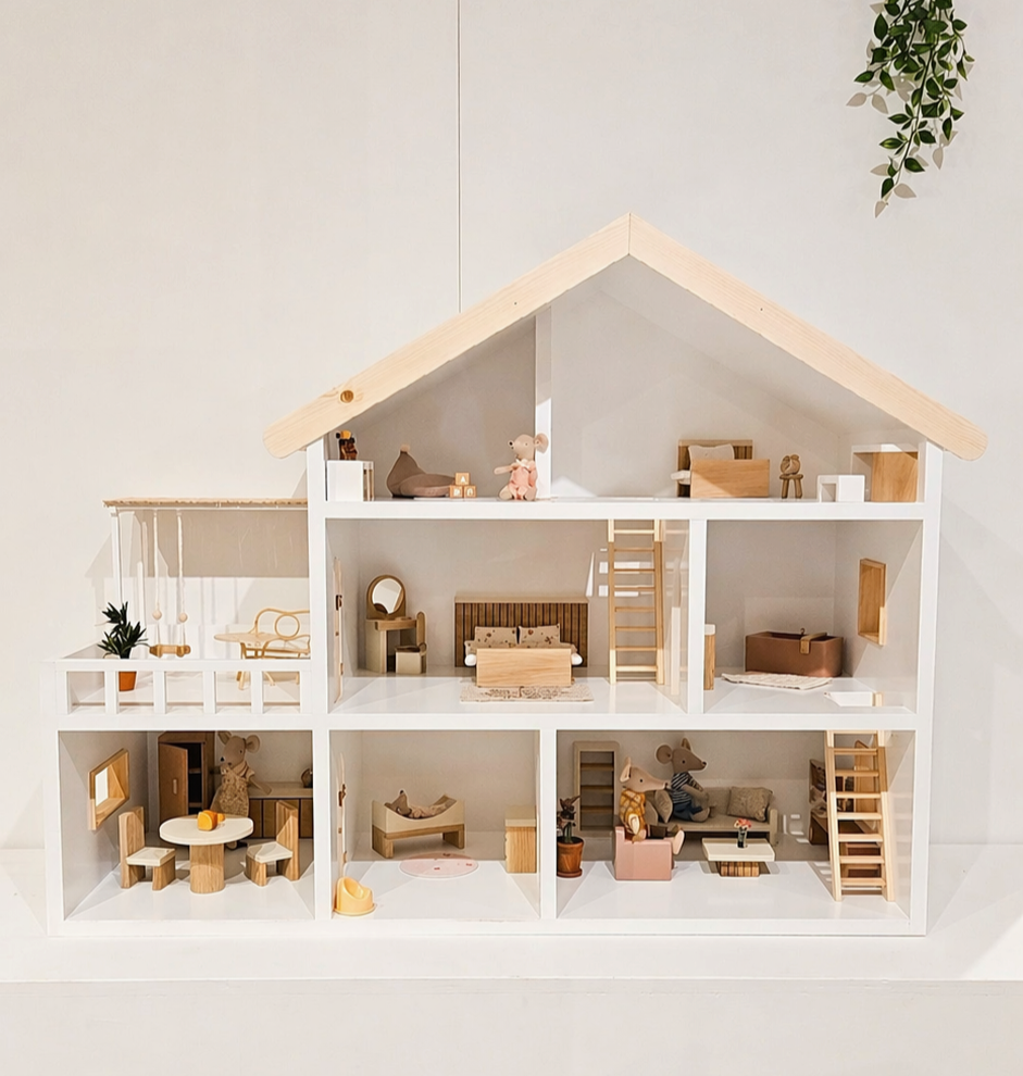 Poppenhuis met Aanbouw 12